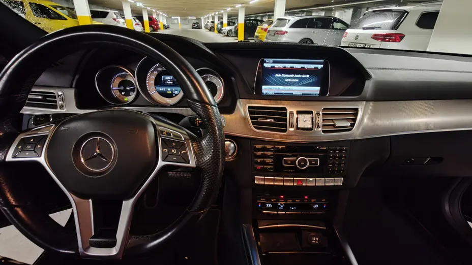 MERCEDES-BENZ E Klasa E 500 T Elegance
