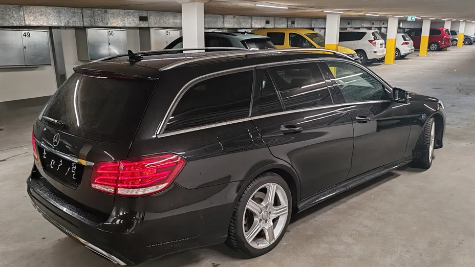 MERCEDES-BENZ E Klasa E 500 T Elegance
