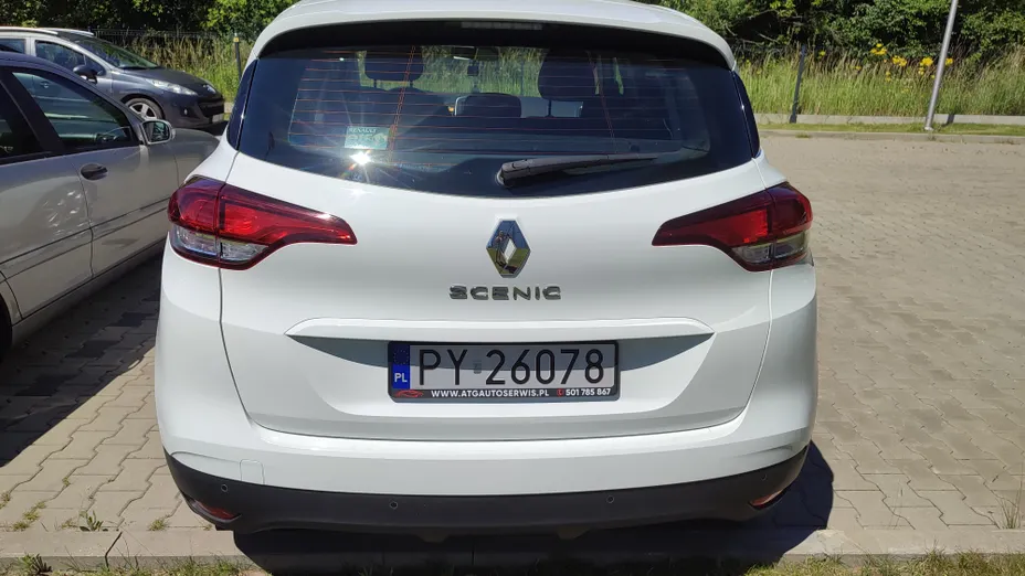 RENAULT Scenic -