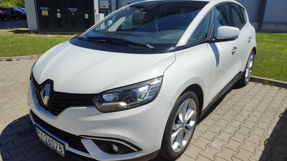 RENAULT Scenic -