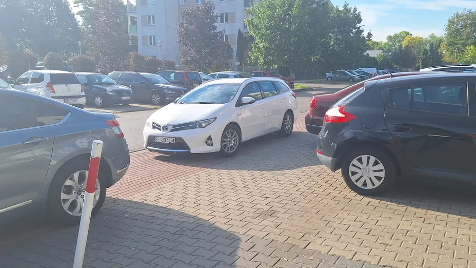 TOYOTA Auris -