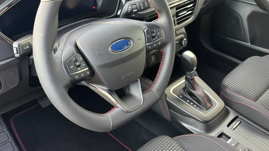 FORD Focus Focus 1.0 EcoBoost mHEV ST-Line X aut Nowy