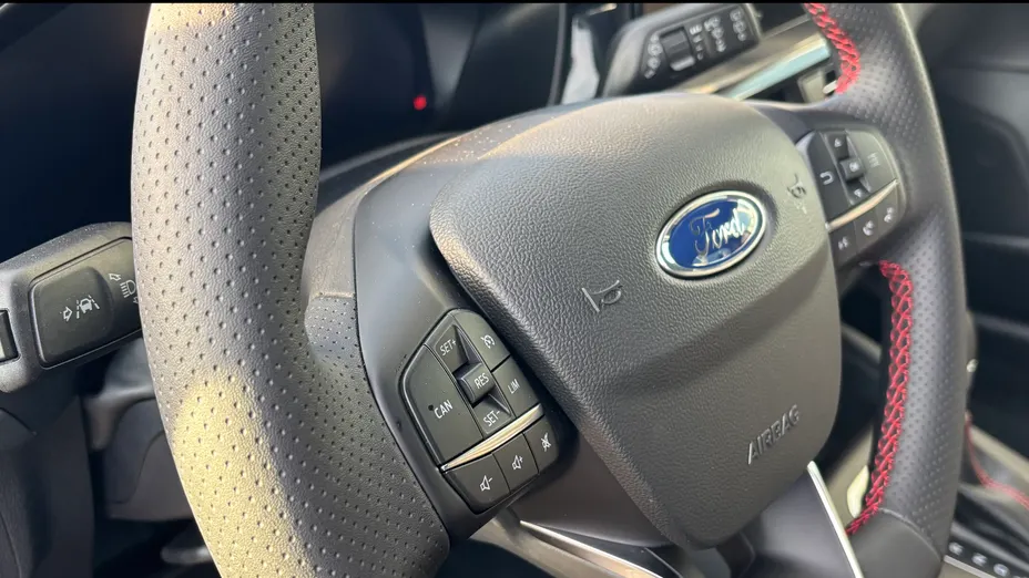 FORD Focus Focus 1.0 EcoBoost mHEV ST-Line X aut Nowy