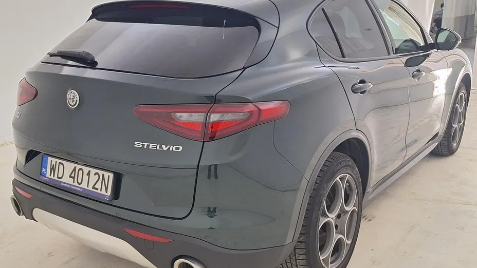 ALFA ROMEO Stelvio Stelvio 2.0 Turbo Executive Q4 aut