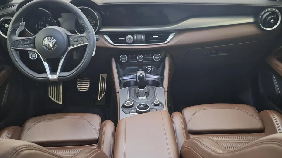 ALFA ROMEO Stelvio Stelvio 2.0 Turbo Executive Q4 aut