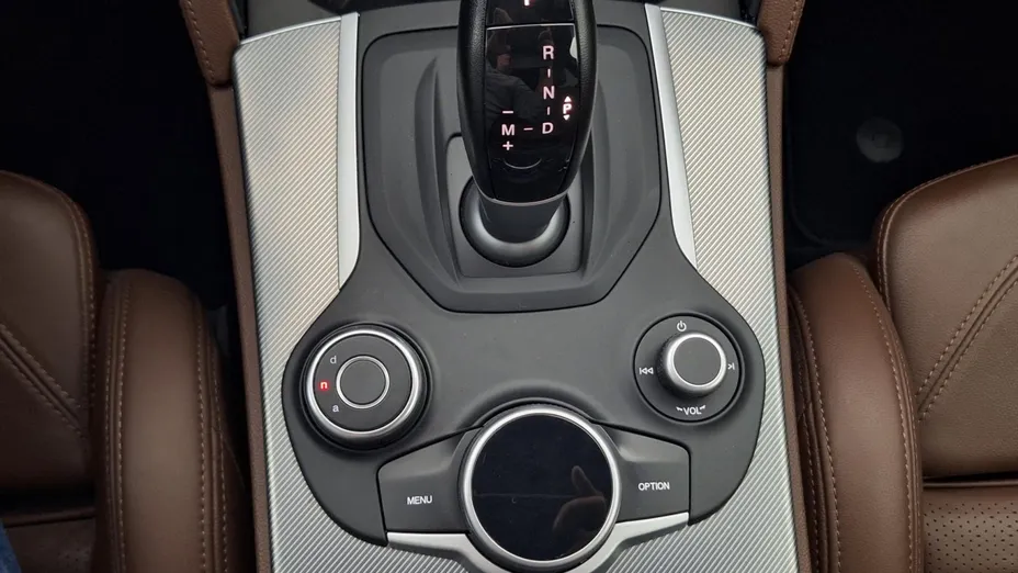 ALFA ROMEO Stelvio Stelvio 2.0 Turbo Executive Q4 aut