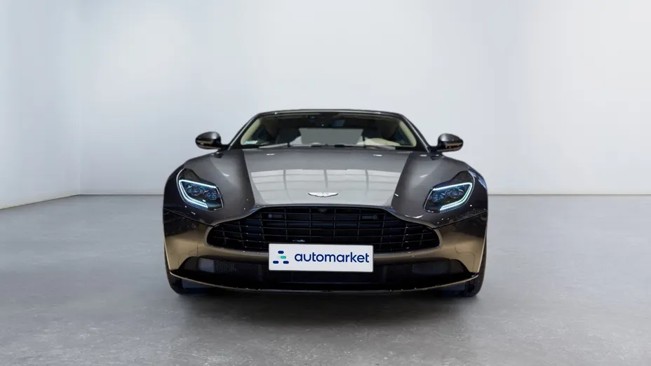 ASTON MARTIN DB11 DB11 V8