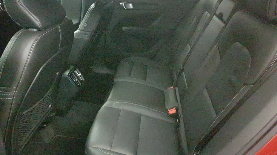 VOLVO XC40 XC40 T4 AWD Momentum aut