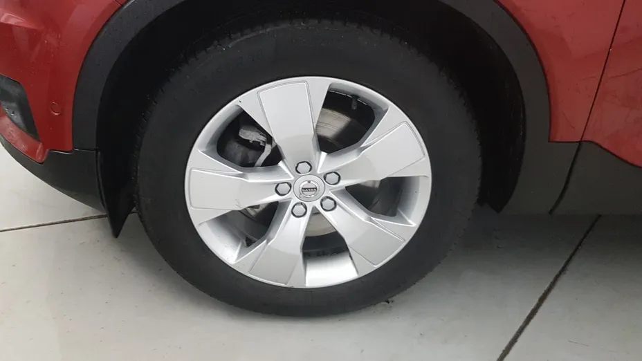 VOLVO XC40 XC40 T4 AWD Momentum aut