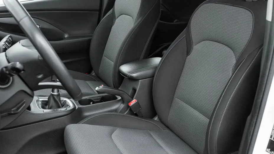 HYUNDAI i30 i30 1.4 Classic +