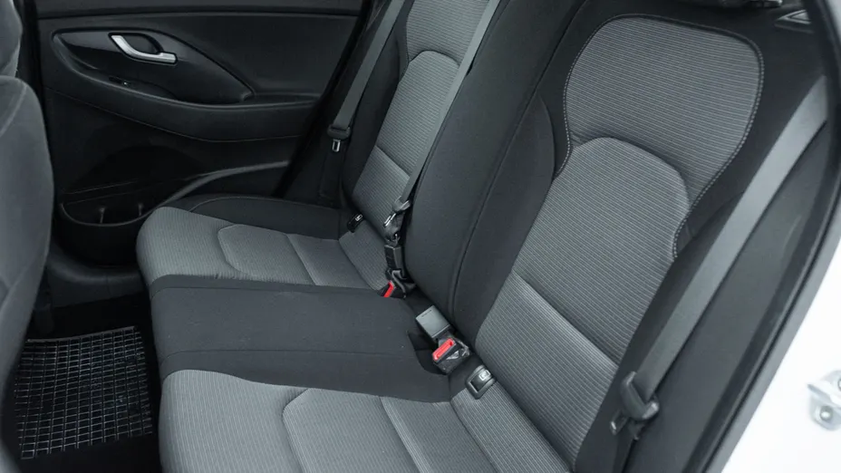 HYUNDAI i30 i30 1.4 Classic +