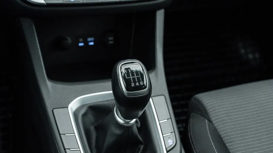 HYUNDAI i30 i30 1.4 Classic +