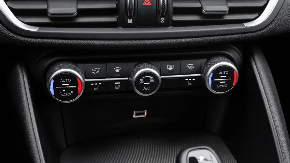 ALFA ROMEO Giulia Giulia 2.0 Turbo Veloce Q4 aut