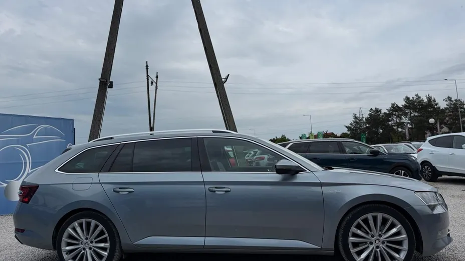 SKODA Superb Superb 2.0 TDI SCR 4x4 Ambition DSG