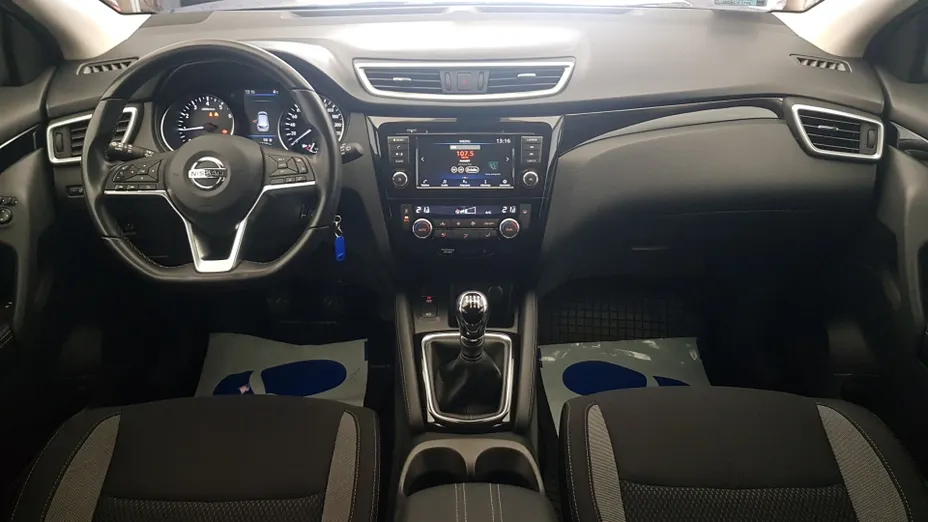 NISSAN Qashqai Qashqai 1.3 DIG-T Acenta