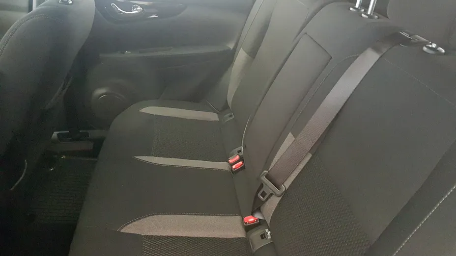 NISSAN Qashqai Qashqai 1.3 DIG-T Acenta