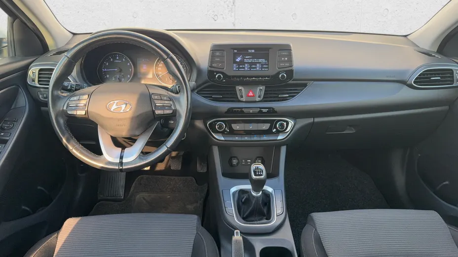 HYUNDAI i30 i30 1.4 Classic +