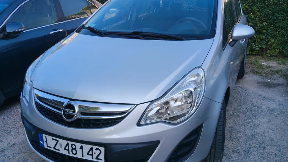 OPEL Corsa -