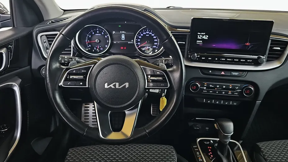 KIA Cee'd Ceed 1.5 T-GDI Business Line DCT