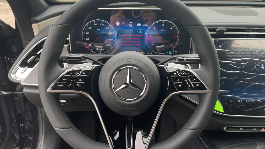 MERCEDES-BENZ E Klasa E 200 d mHEV Avantgarde 9G-Tronic Nowy