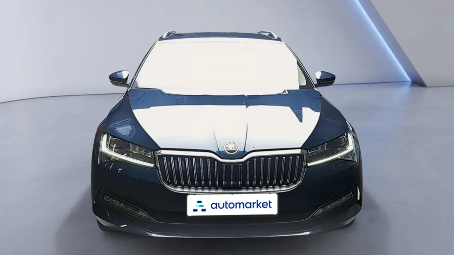 SKODA Superb Superb 2.0 TDI SCR Ambition