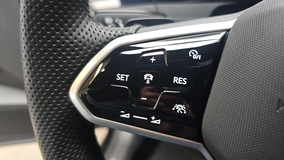 VOLKSWAGEN Arteon Arteon 2.0 TSI R-Line DSG
