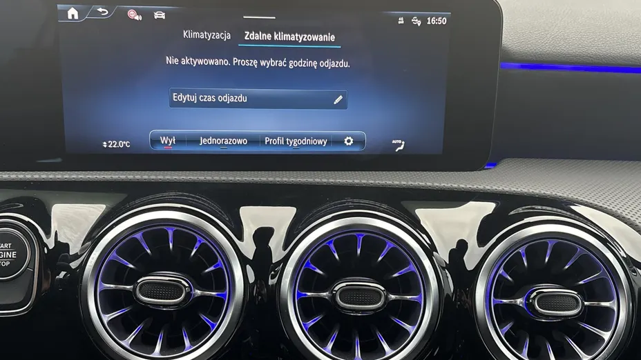 MERCEDES-BENZ A Klasa A 250 e PHEV AMG Line 8G-DCT