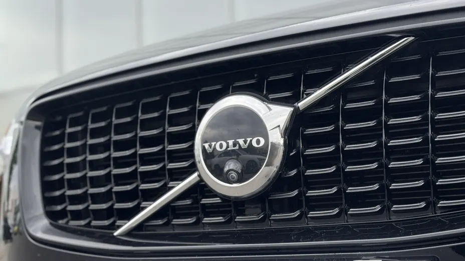 VOLVO XC90 XC90 T8 AWD Plug-In Hybrid Ultra Dark 7os aut