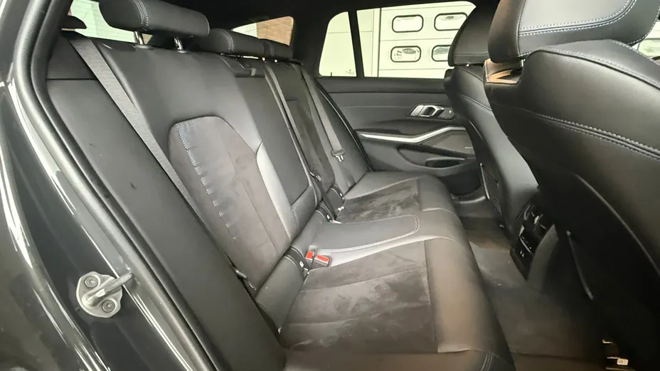 BMW Seria 3 320d xDrive mHEV M Sport sport-aut