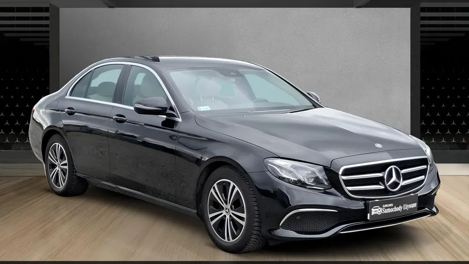 MERCEDES-BENZ E Klasa E 220 d Avantgarde