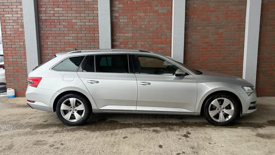 SKODA Superb Superb 2.0 TDI SCR Style DSG