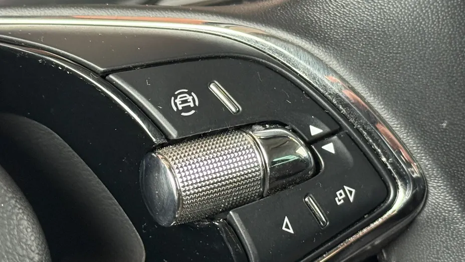 SKODA Superb Superb 2.0 TDI SCR Style DSG