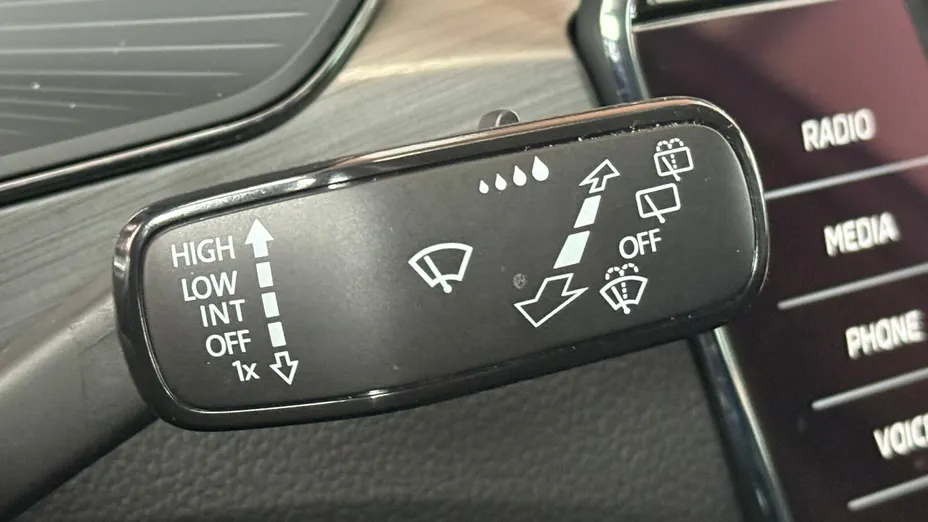 SKODA Superb Superb 2.0 TDI SCR Style DSG