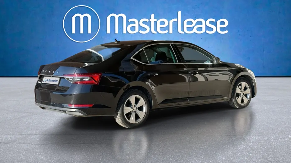 SKODA Superb Superb 2.0 TDI SCR Style DSG
