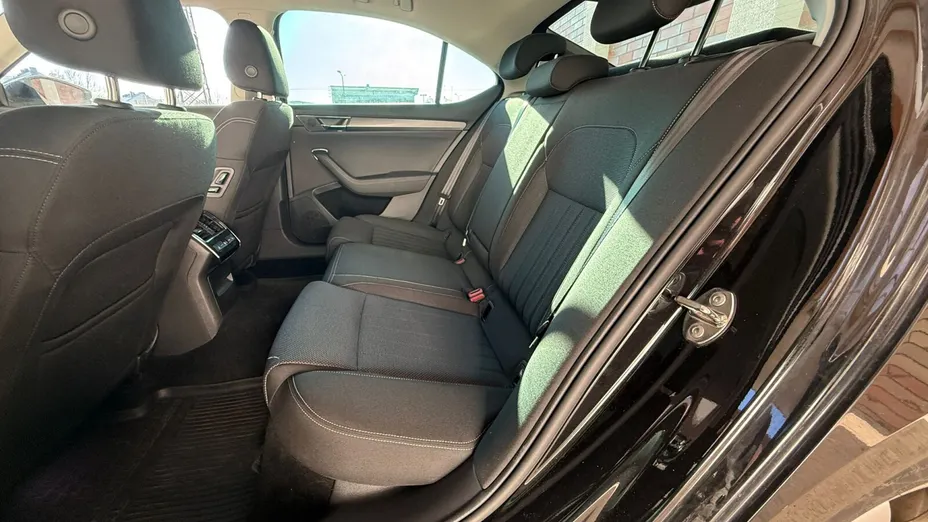 SKODA Superb Superb 2.0 TDI SCR Style DSG