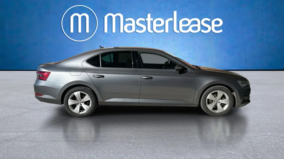 SKODA Superb Superb 2.0 TDI SCR Style DSG