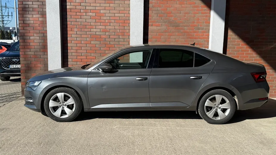 SKODA Superb Superb 2.0 TDI SCR Style DSG