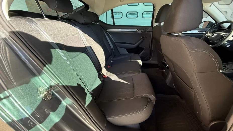 SKODA Superb Superb 2.0 TDI SCR Style DSG