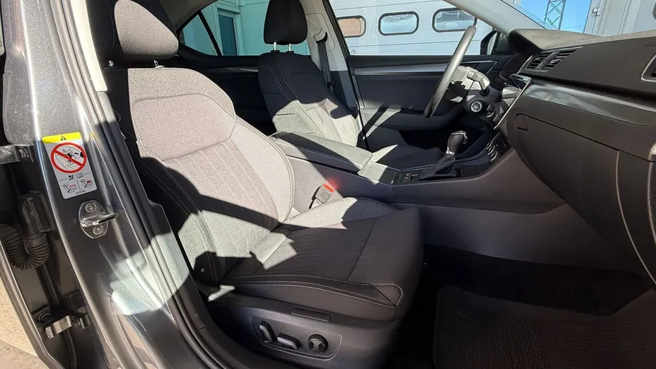 SKODA Superb Superb 2.0 TDI SCR Style DSG