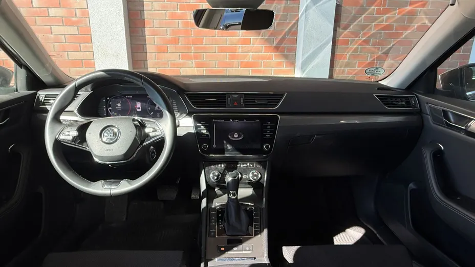 SKODA Superb Superb 2.0 TDI SCR Style DSG