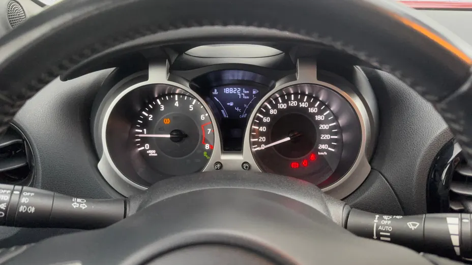 NISSAN Juke Juke 1.6 N-Connecta