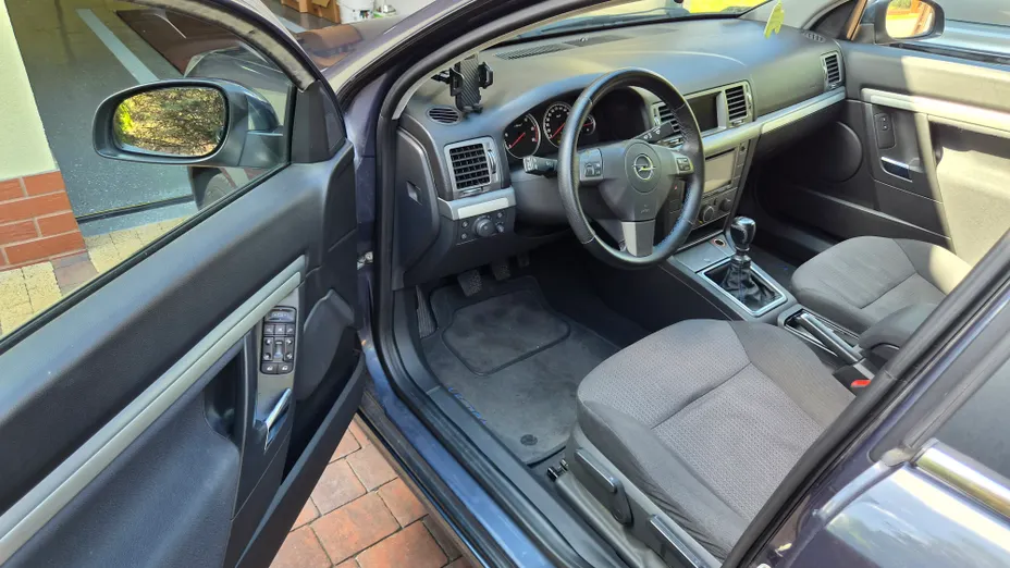 OPEL Vectra Vectra 1.9 CDTI Essentia