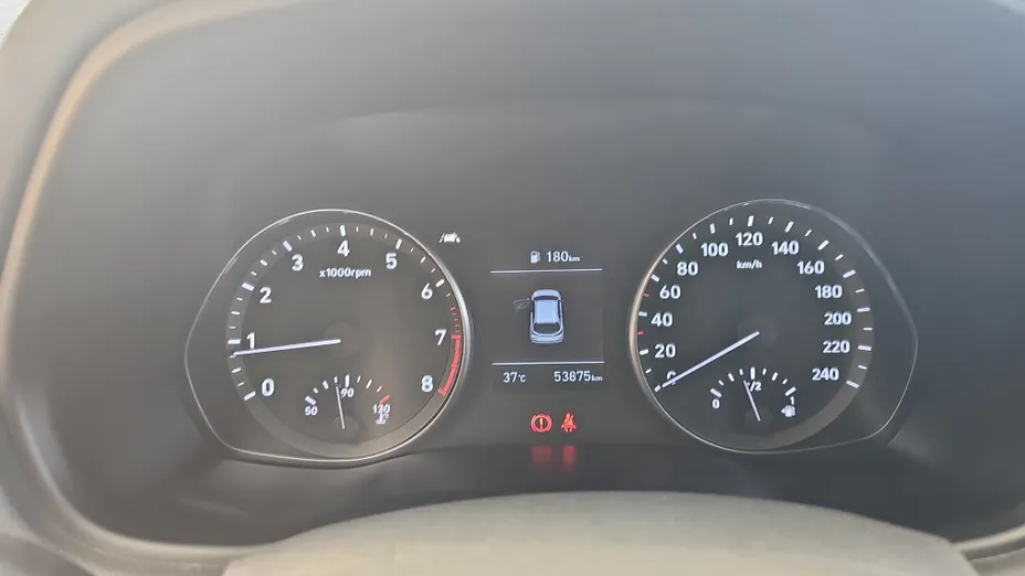 HYUNDAI i30 i30 1.5 DPI Classic +