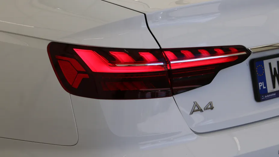 AUDI A4 A4 35 TFSI mHEV S Line S tronic