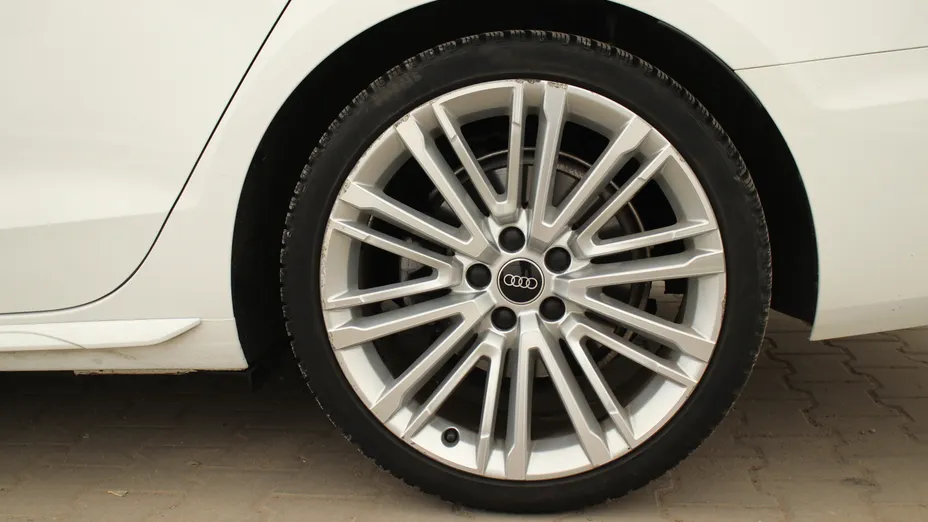 AUDI A4 A4 35 TFSI mHEV S Line S tronic