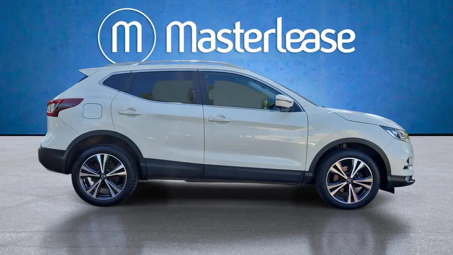 NISSAN Qashqai Qashqai 1.3 DIG-T N-Connecta DCT
