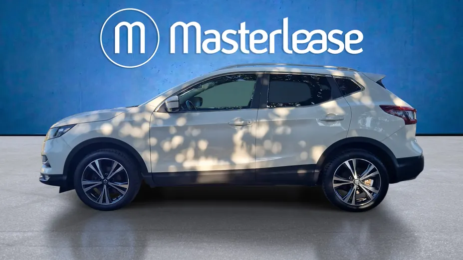NISSAN Qashqai Qashqai 1.3 DIG-T N-Connecta DCT