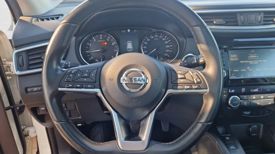 NISSAN Qashqai Qashqai 1.3 DIG-T N-Connecta DCT
