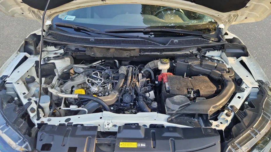 NISSAN Qashqai Qashqai 1.3 DIG-T N-Connecta DCT