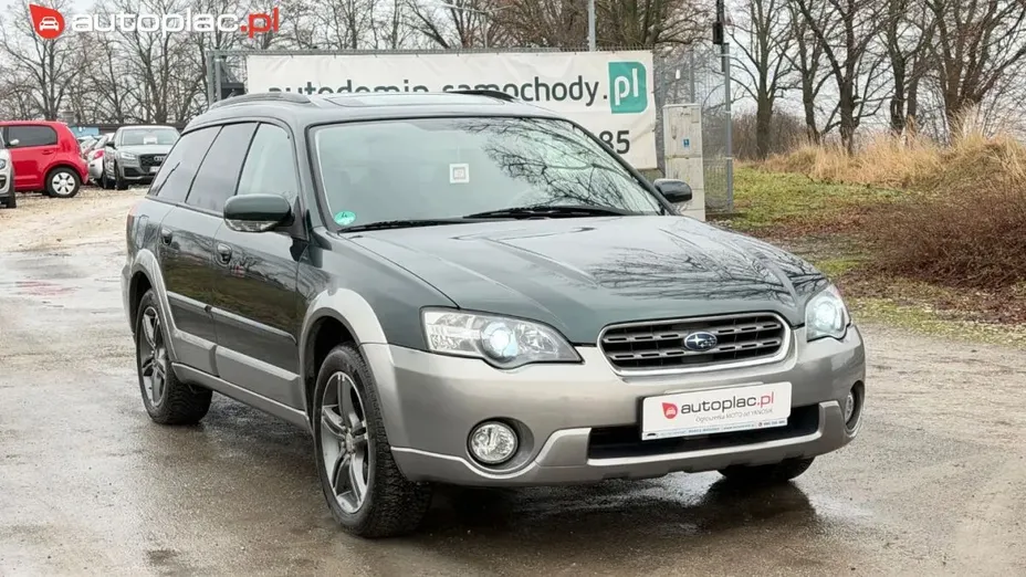 SUBARU Outback -